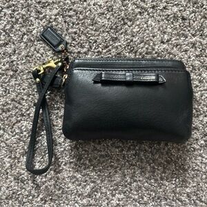 Coach Smooth Bow Black Leather Wristlet/Wallet
